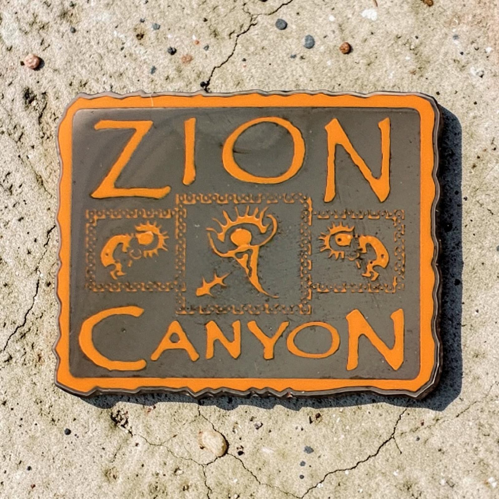 Zion Canyon Lapel Pin Utah National Park Southwest Kokopelli Style Vintage