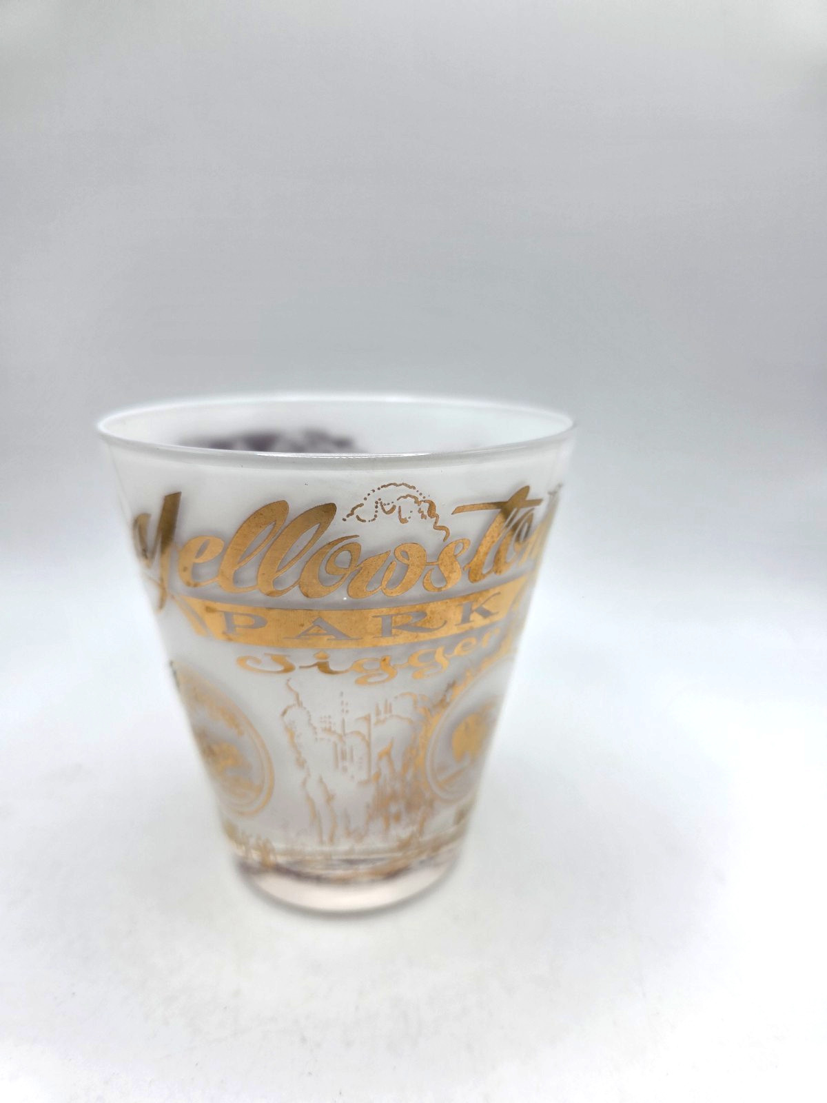 Vtg. Yellowstone Park Souvenir Drinking Glass, 4.25″
