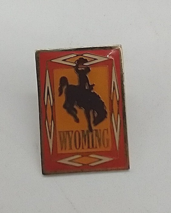 Vintage Wyoming Pikes Peak Area Durango Colorado Pins Set Of 3 Gold Silver