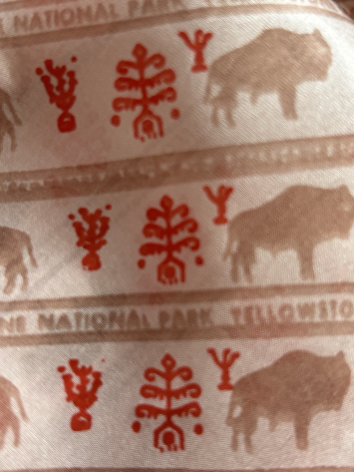 *RARE FIND* Lot Of 4 Vintage Silk Yellowstone Souvenir Scarves Bison Buffalo 32”