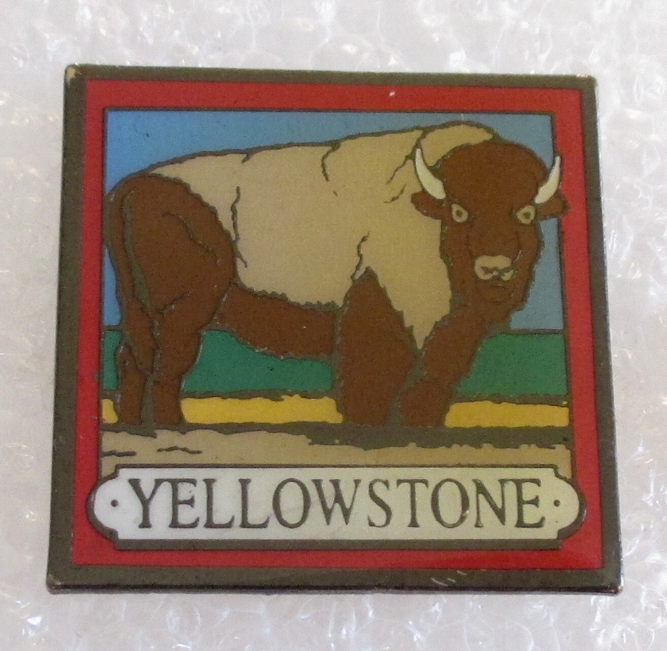 Yellowstone National Park Tourist Travel Souvenir Pin – Wyoming Bison Buffalo
