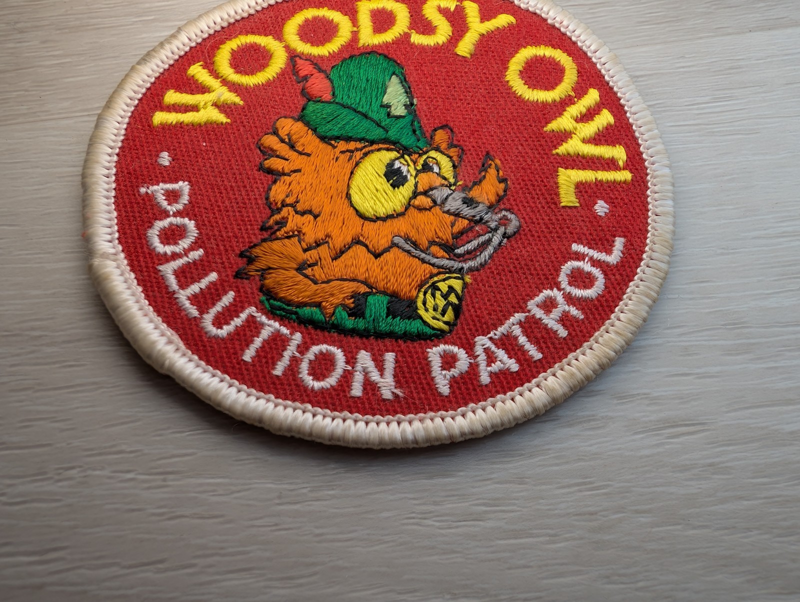 Woodsy Owl Pollution Patrol Red Embroidered Round Patch Badge US Forest Service
