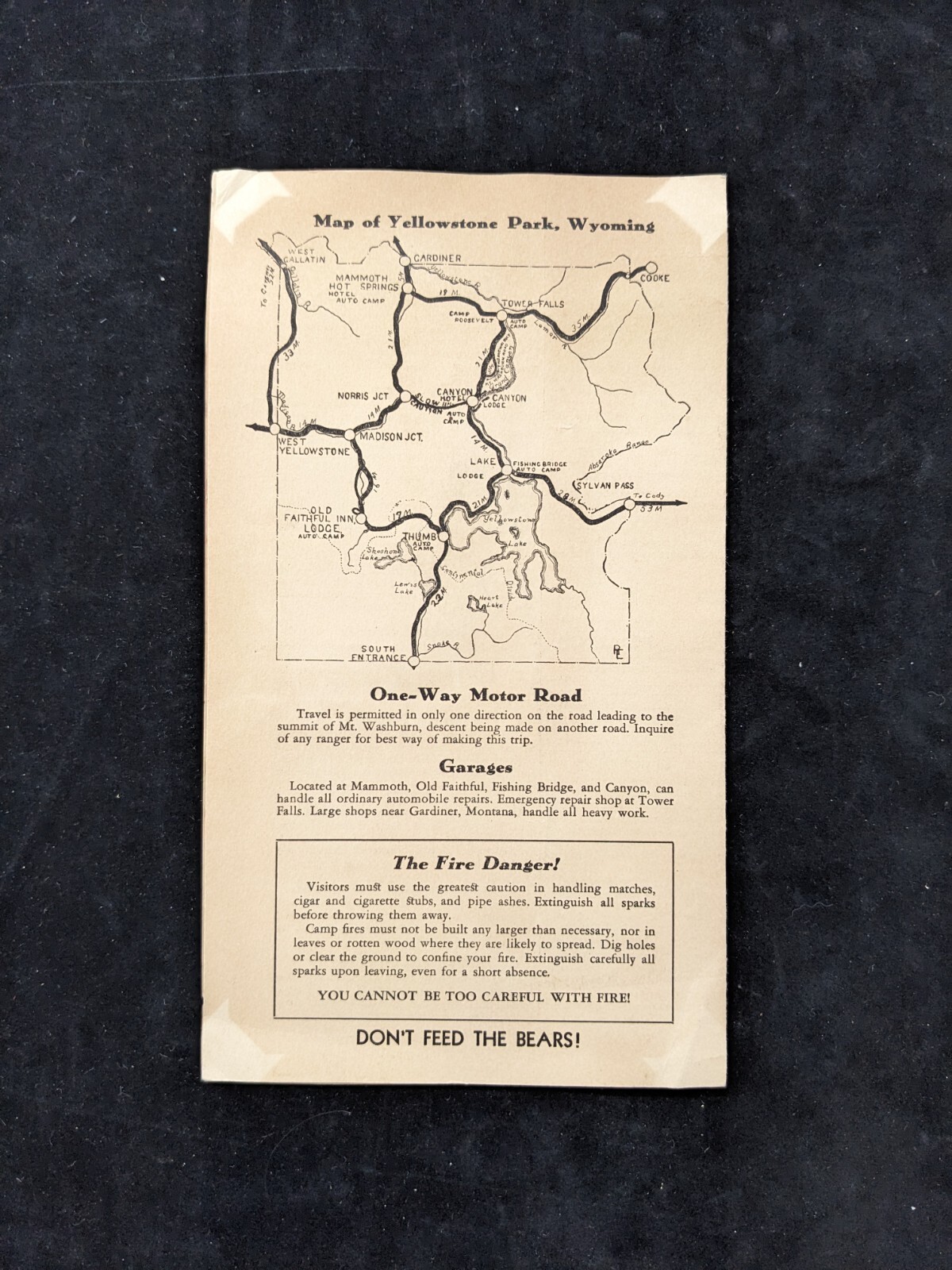1940 Yellowstone National Park Hotel & Visitor Brochure DO NOT FEED BEARS