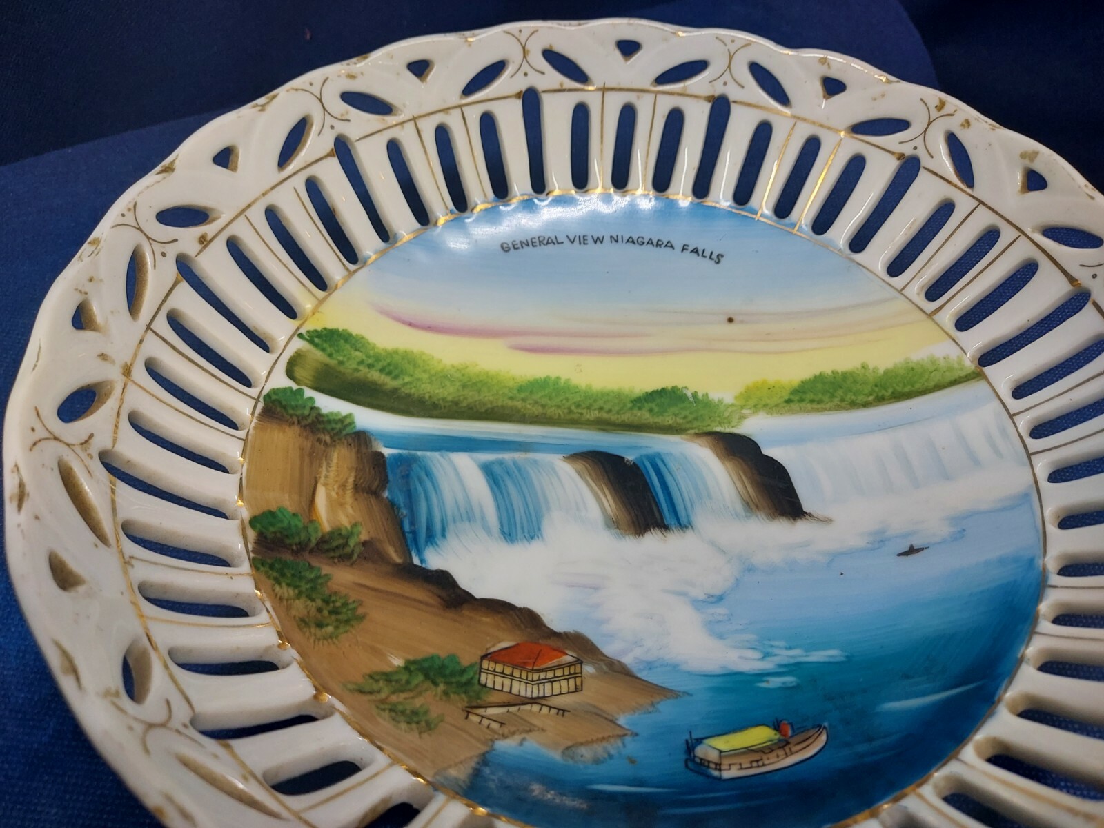 Vintage Collector’s Bowl Of Niagara Falls General View Handpainted