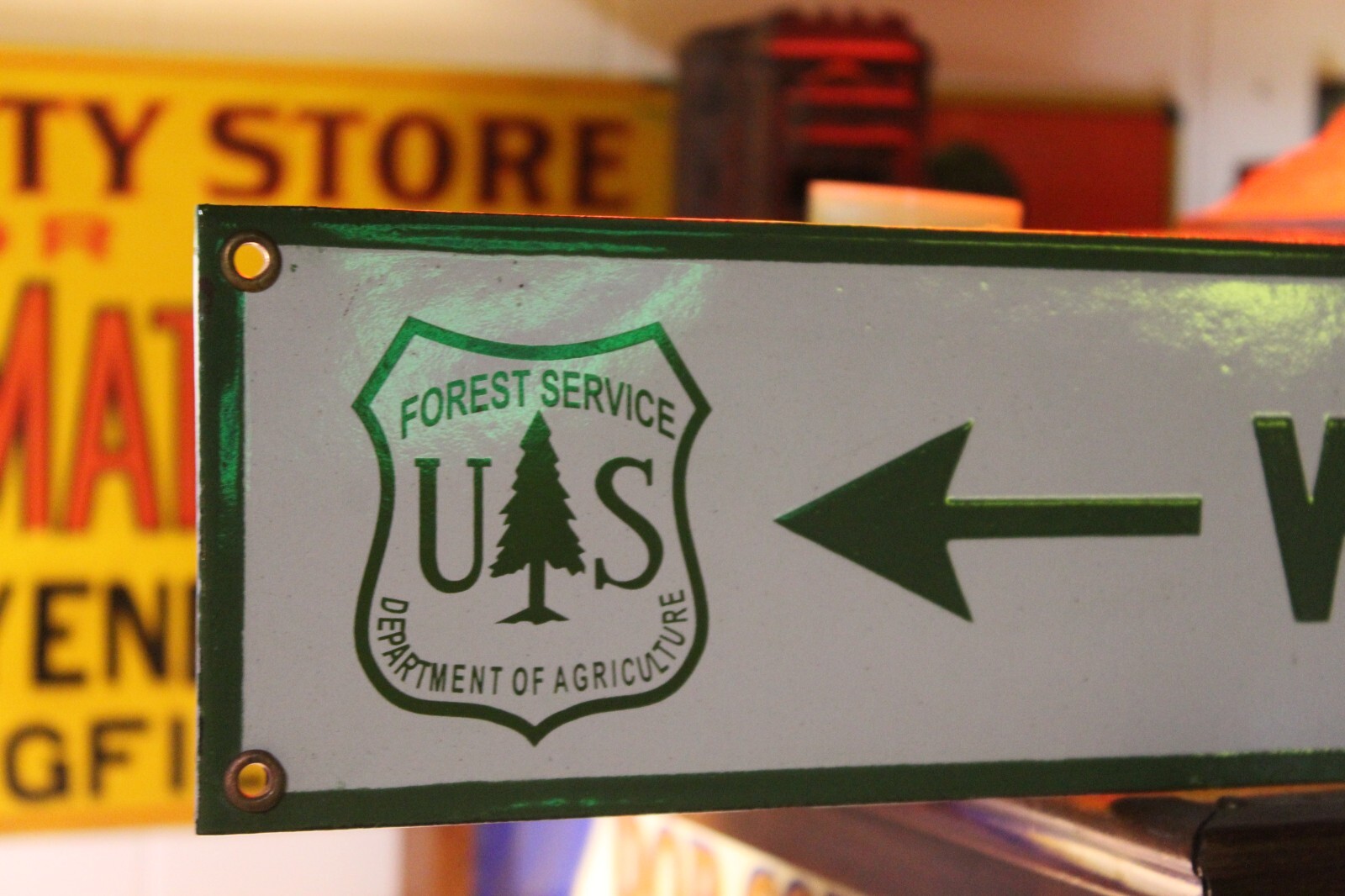 RARE US FOREST WATER 100 FEET PORCELAIN METAL SIGN CAMPING NATIONAL PARK SMOKEY
