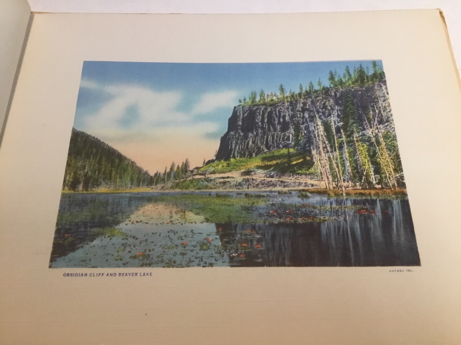 Vintage Treasures of Yellowstone National Park Haynes 18 Color Photos