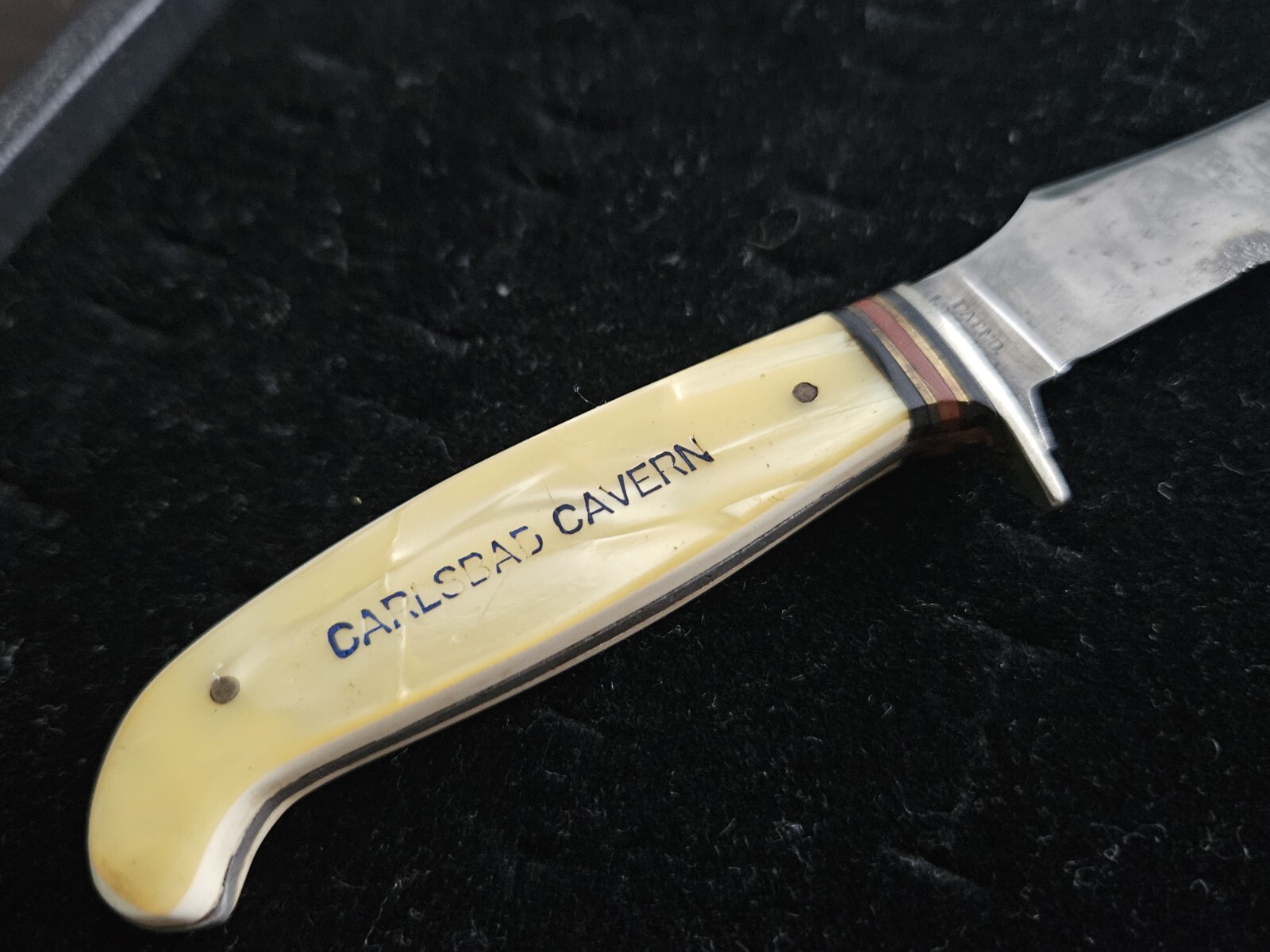 VINTAGE 1950s CARLSBAD CAVERN NAT’L PARK NEW MEXICO SOUVENIR WESTERN KNIFE USA