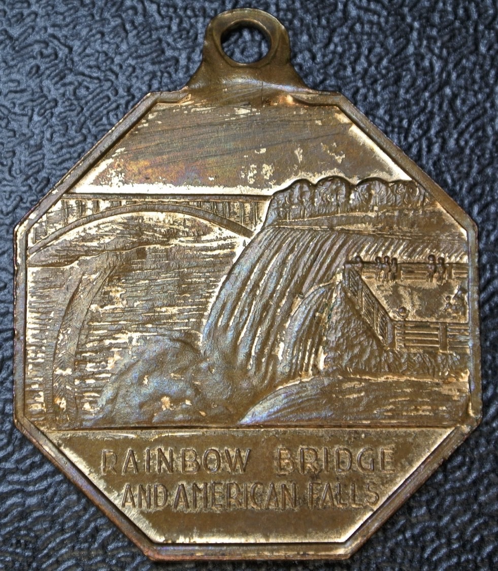 Vintage NIAGARA FALLS CANADA & Rainbow Bridge & American Falls Octagon Medal/Fob