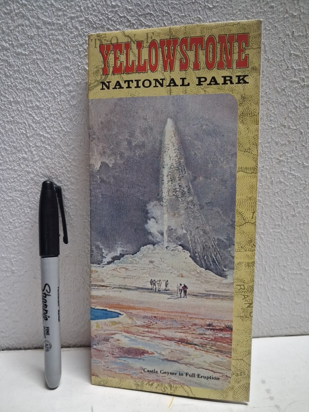 Yellowstone National Park Folding Flyer Map Pamphlet Vintage 1968 Hotel Rate