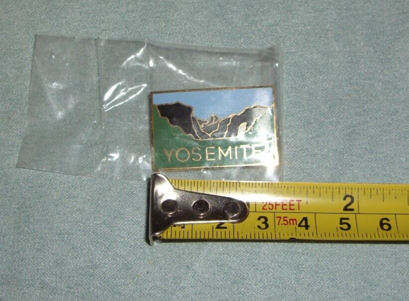 YOSEMITE National Park PANORAMA Hat Lapel Pin Collectible NEW