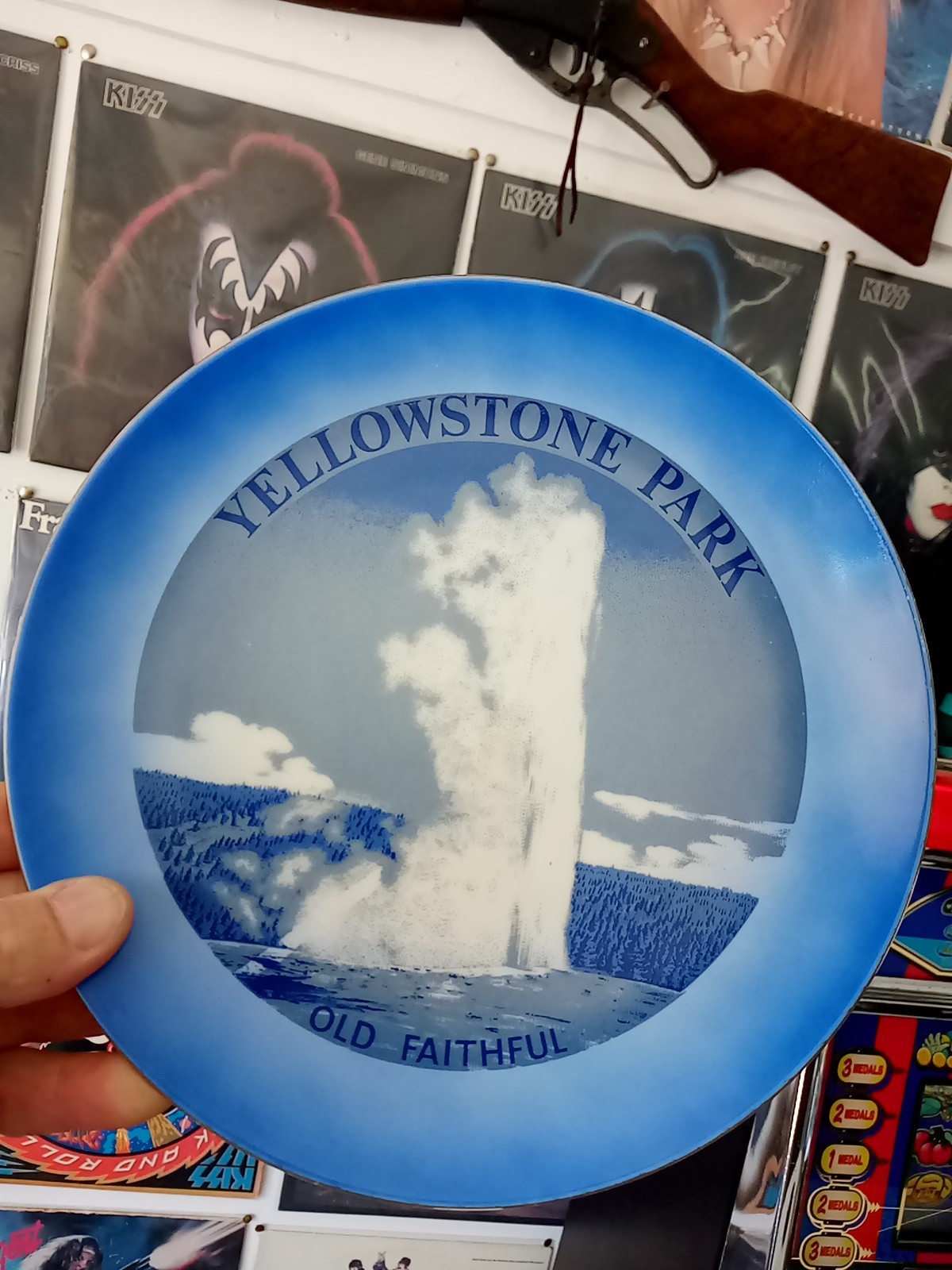 Vintage Yellowstone National Park Old Faithful Blue Plate Souvenir Japan 8.5