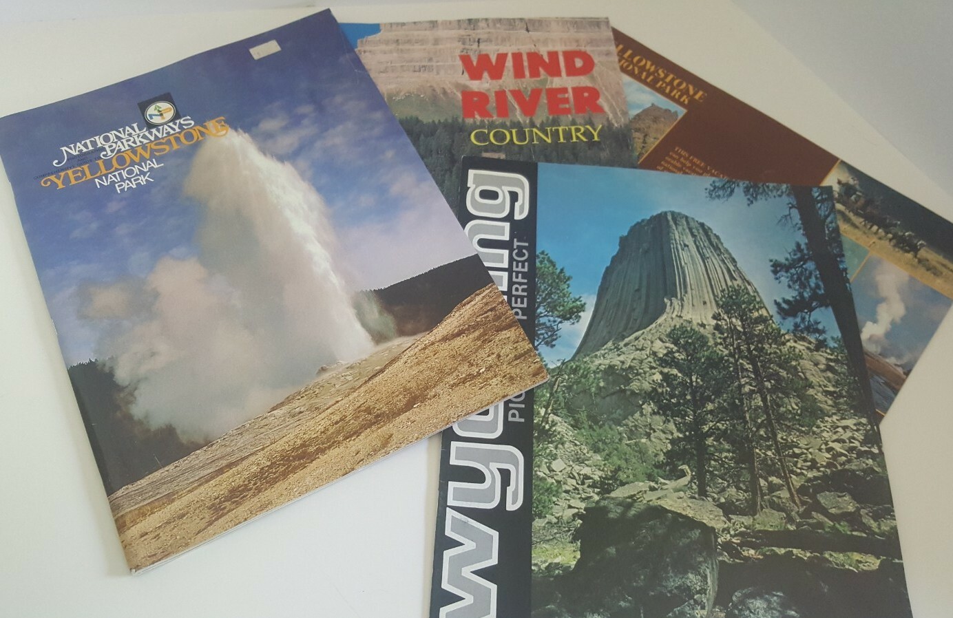 Vintage 1970s Yellowstone Park Brochure Magazine Lot of 4 VG