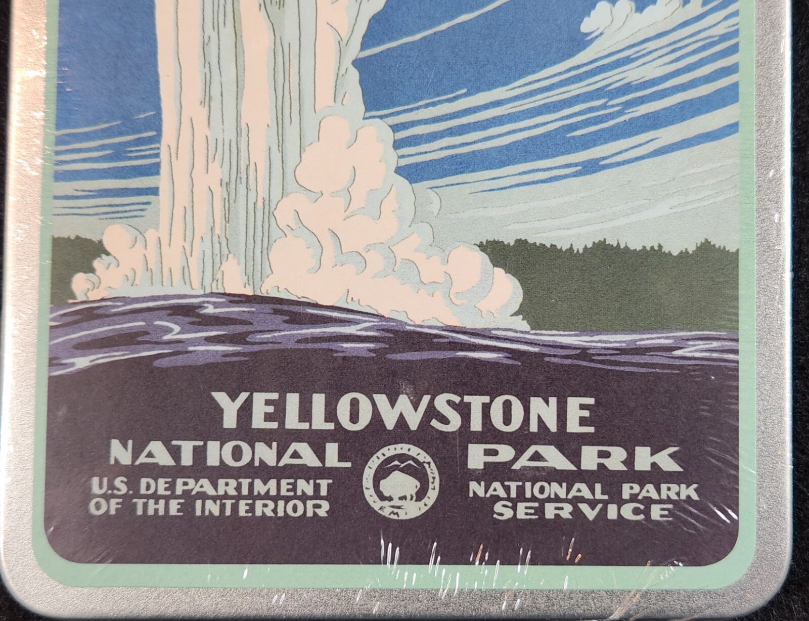 Cavallini Vintage NATIONAL PARKS Postcards Assorted 18 Count Keepsake Tin NIB