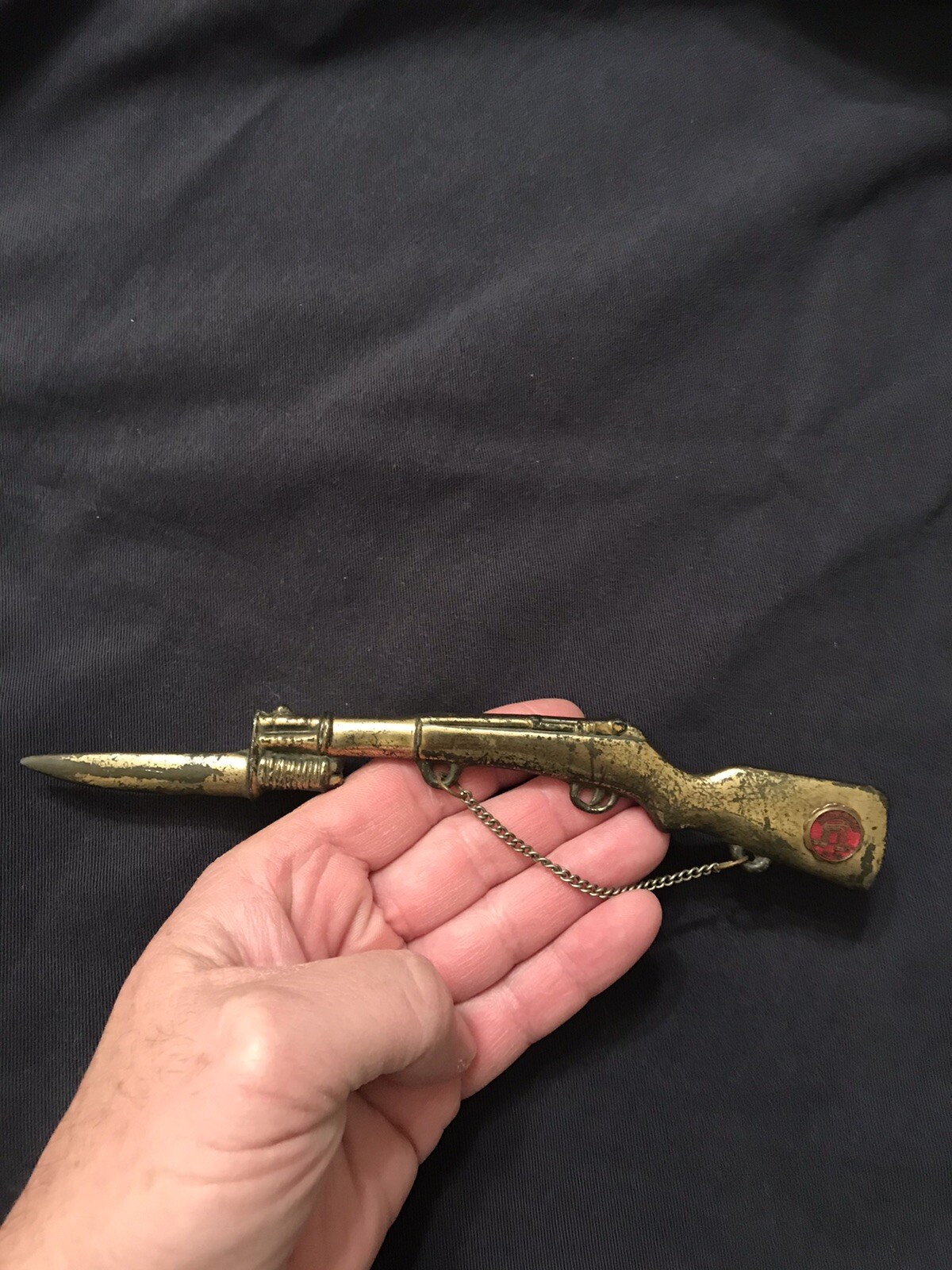 SCARCE VINTAGE ADVERTISING VICKSBURG MISS. PAPERWEIGHT SOUVENIR CIVIL WAR RIFLE