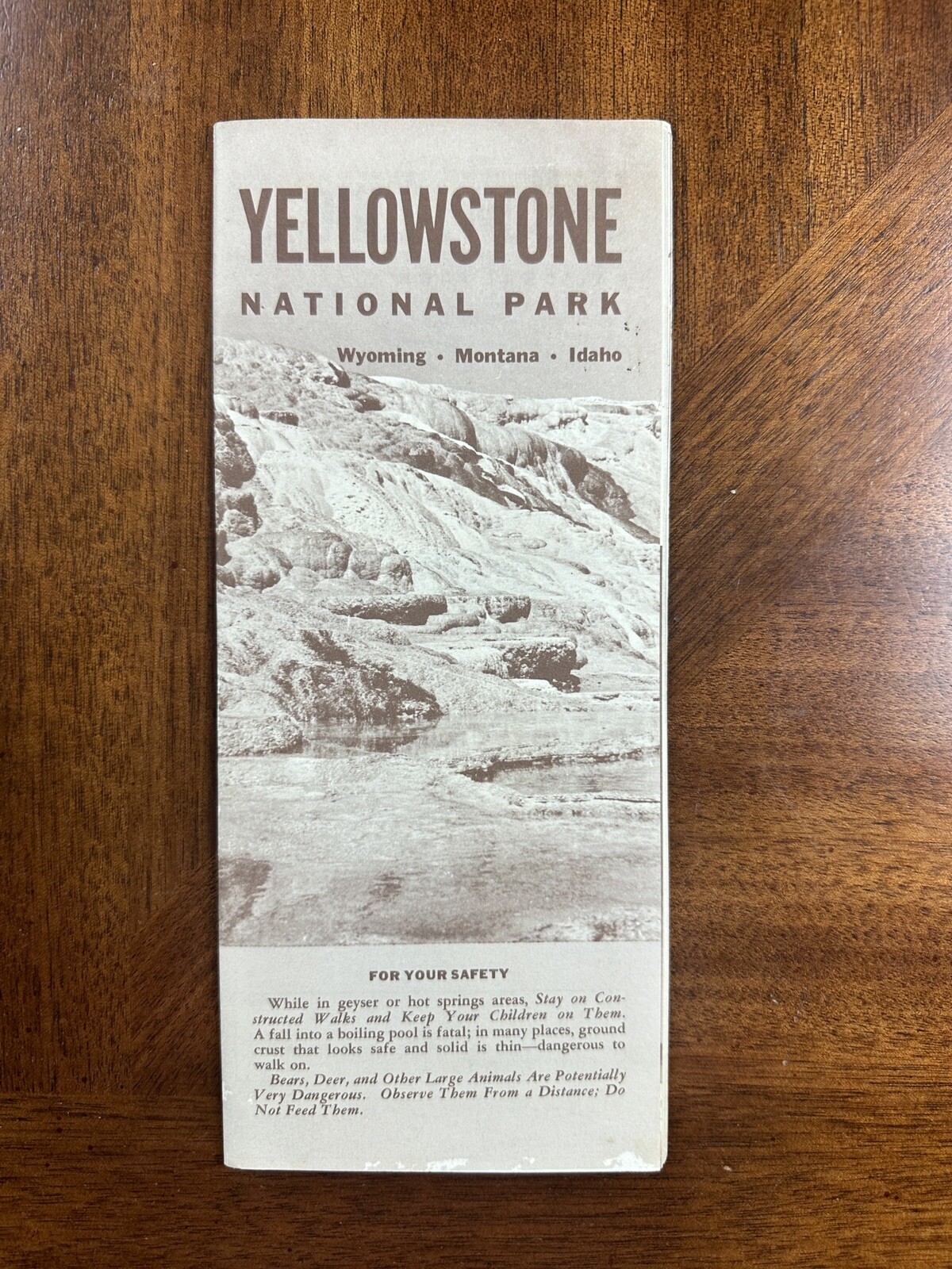 1957 Yellowstone National Park Vintage Travel Brochure Souvenir Ephemera 29 Pgs