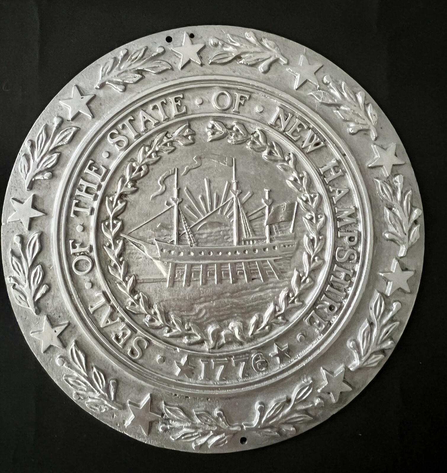 SUPPORT TUNNELTOTOWERS NEW HAMPSHIRE STATE SEAL CAST ALUMINUM PLAQUE ART OBJECT