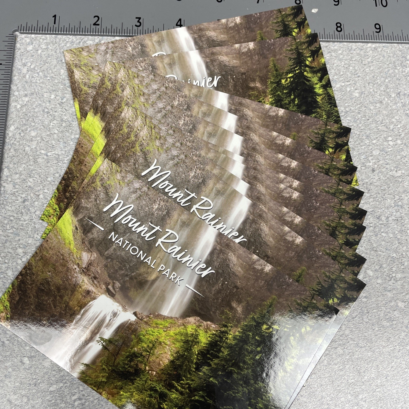 Mount Rainier National Park Gift Pack – Postcards / Decals / Brochure
