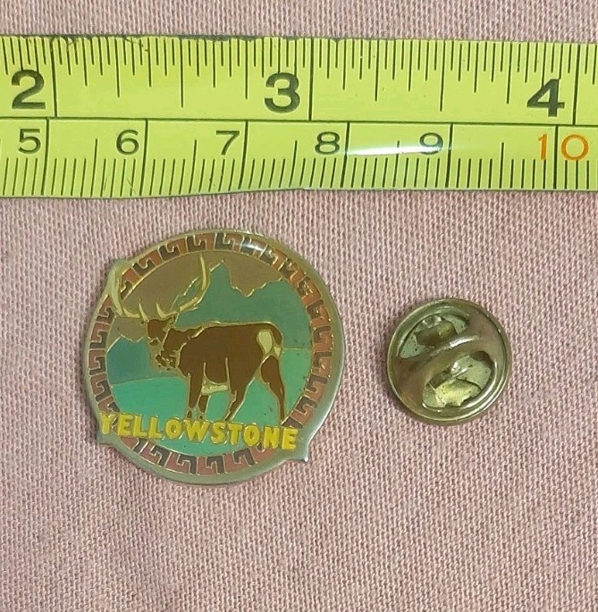 Vintage Yellowstone National Park Elk Travel Souvenir Lapel Pin
