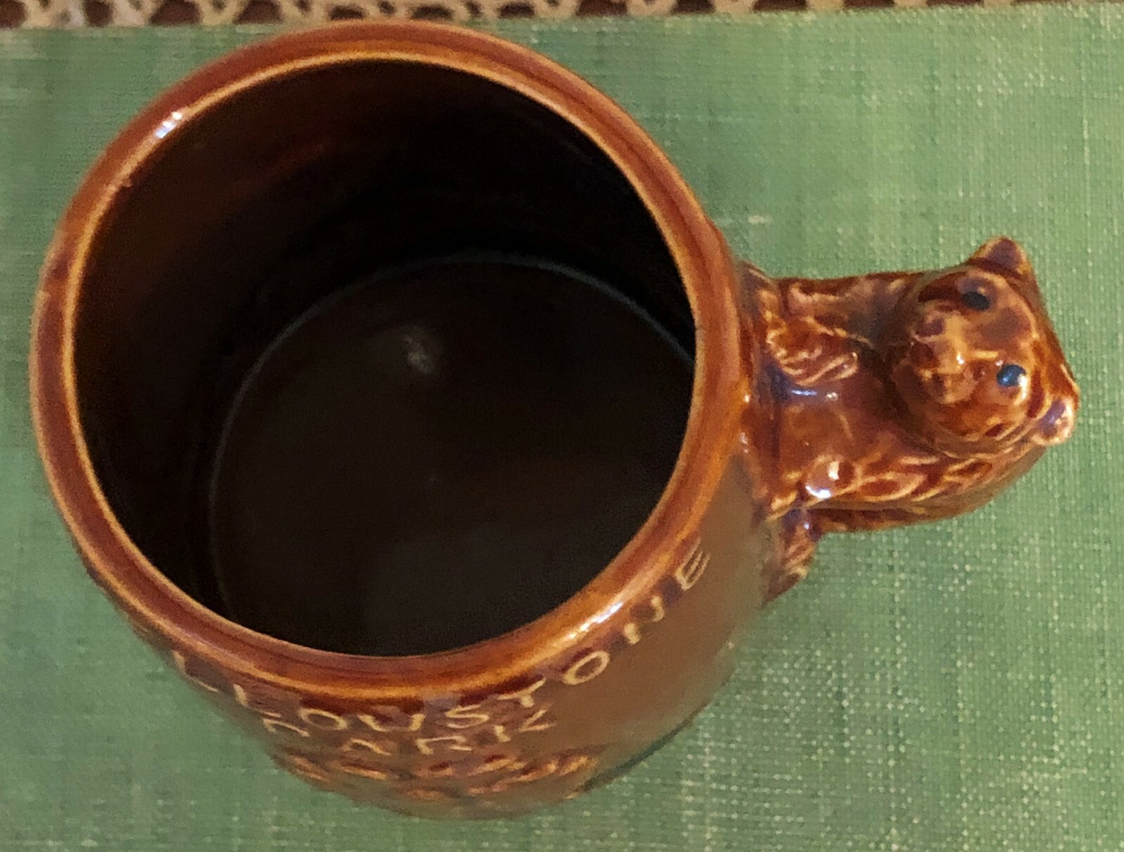 Vtg Souvenir Yellowstone Park Old Faithful Brown Bear Coffee Mug Bear Handle