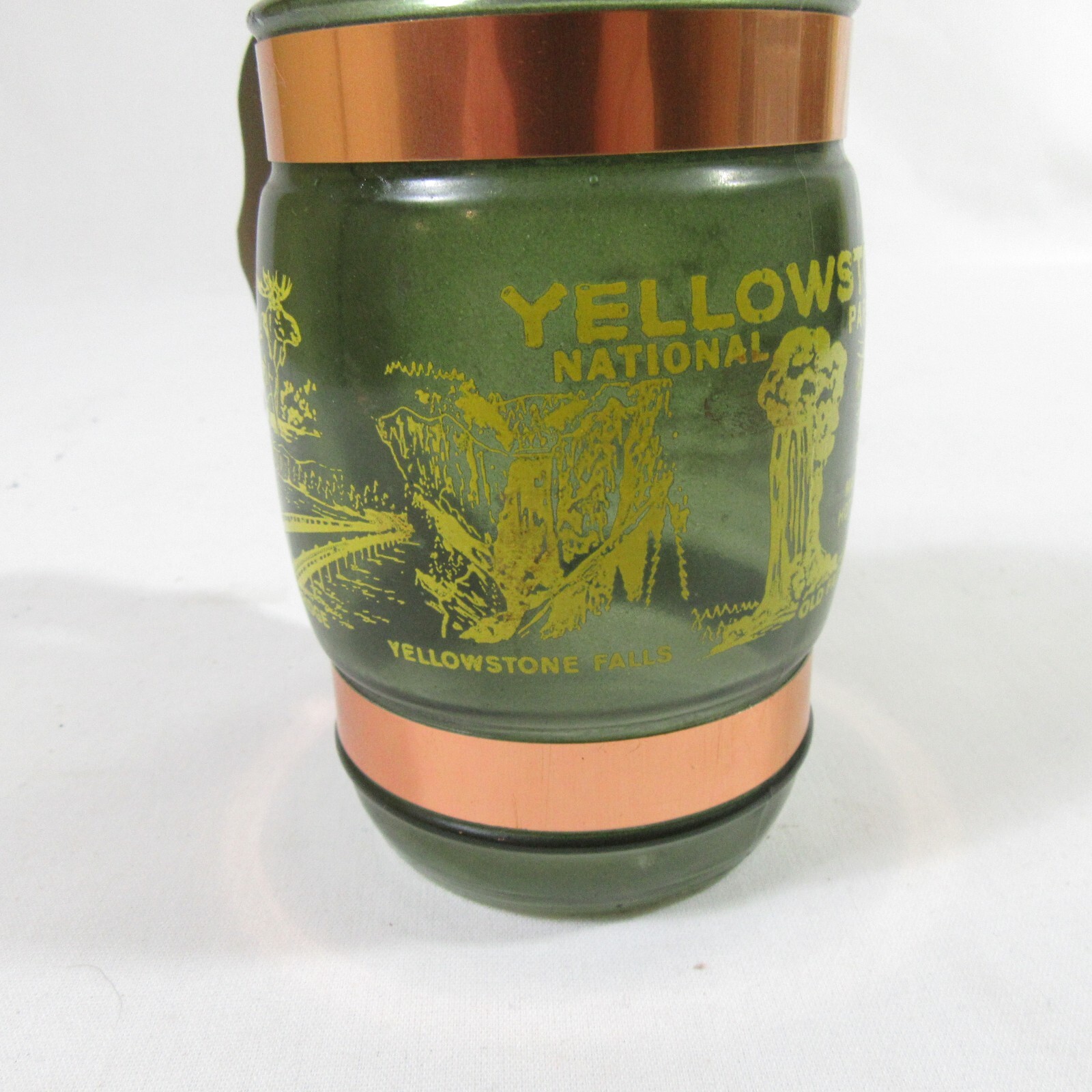 1970s Siesta Ware Souvenir Yellowstone National Park Rare Green Glass Mug w Wood