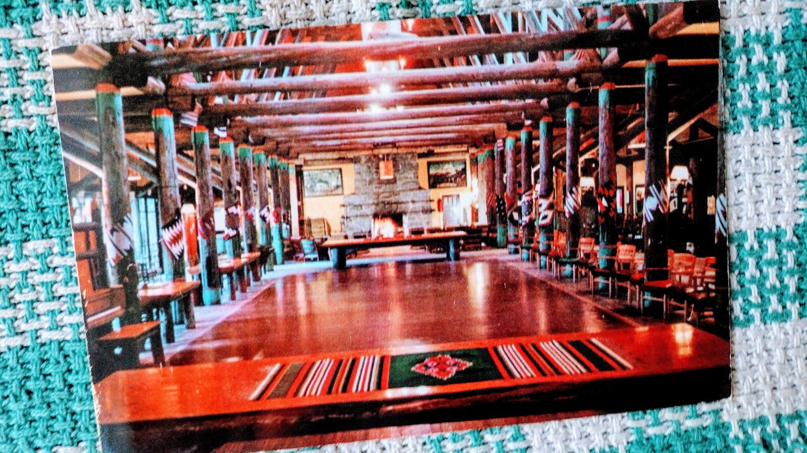 BEAUTIFUL POST CARD PARADISE INN LOBBY MT.RAINIER NATIONAL PARK WASHINGTON