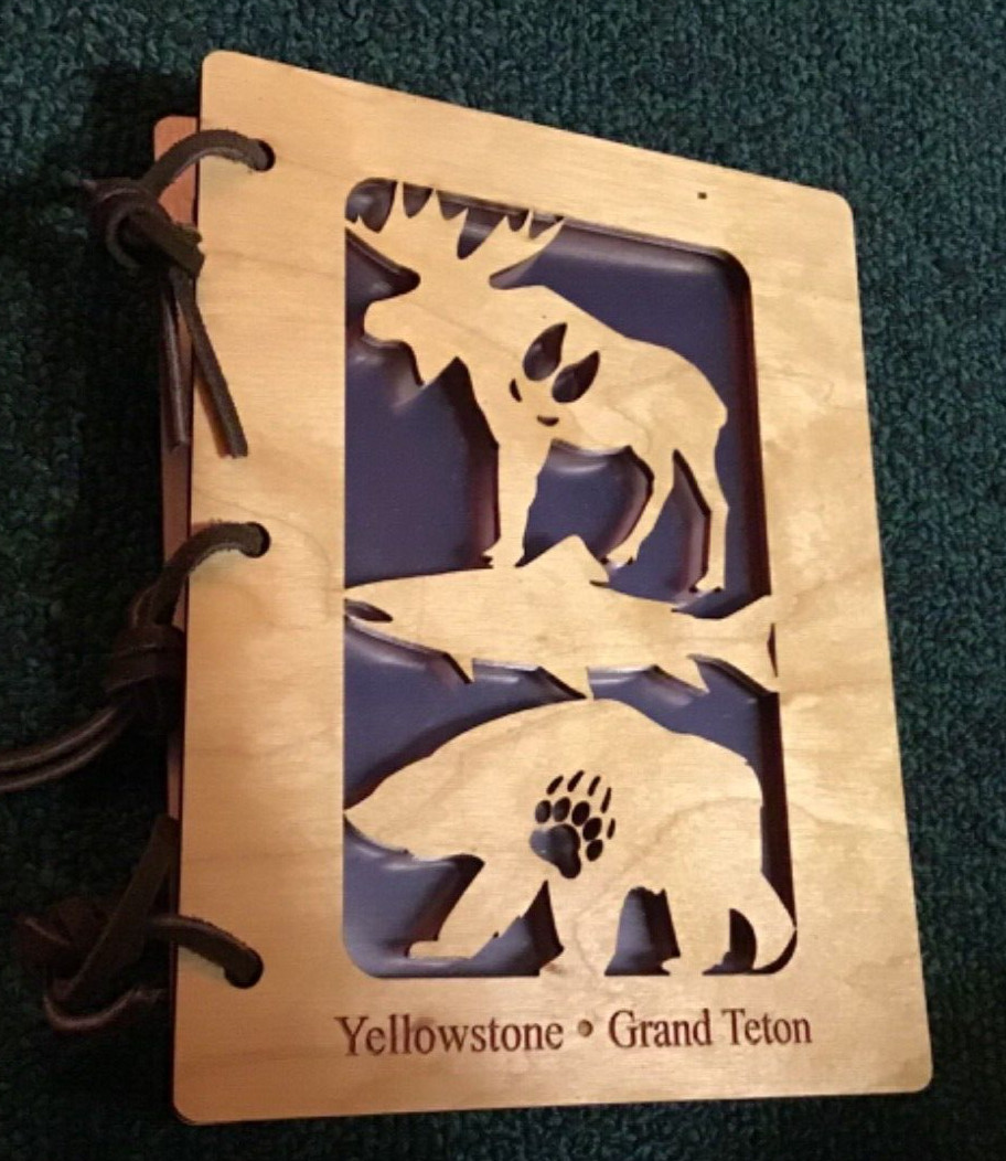 2008 Souvenir Laser Cut Wood 36 Photo Album Blank Yellowstone Park Grand Teton