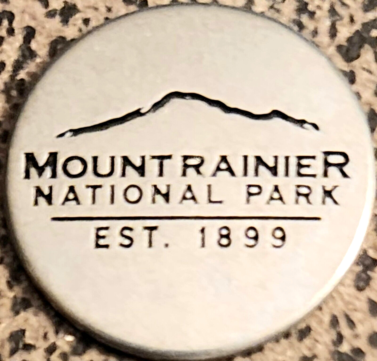 PARADISE INN – MOUNT RAINIER NATIONAL PARK TOKEN – WASHINGTON