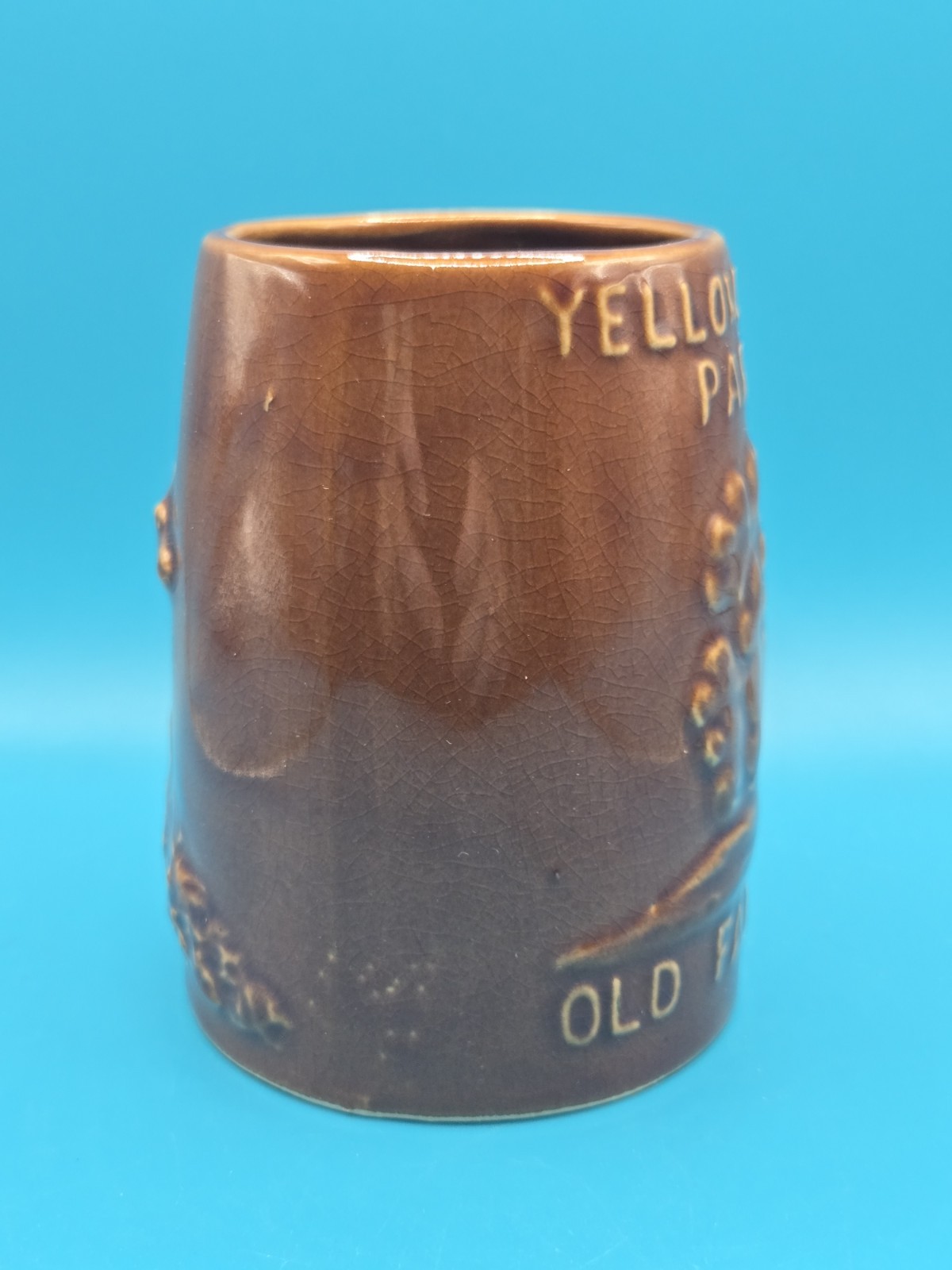 Vtg Souvenir Yellowstone Park Old Faithful Brown Bear Coffee Mug Bear Handle