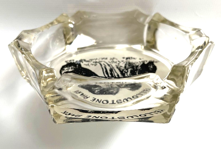 VTG Yellowstone National Park Clear Glass Ashtray Bears