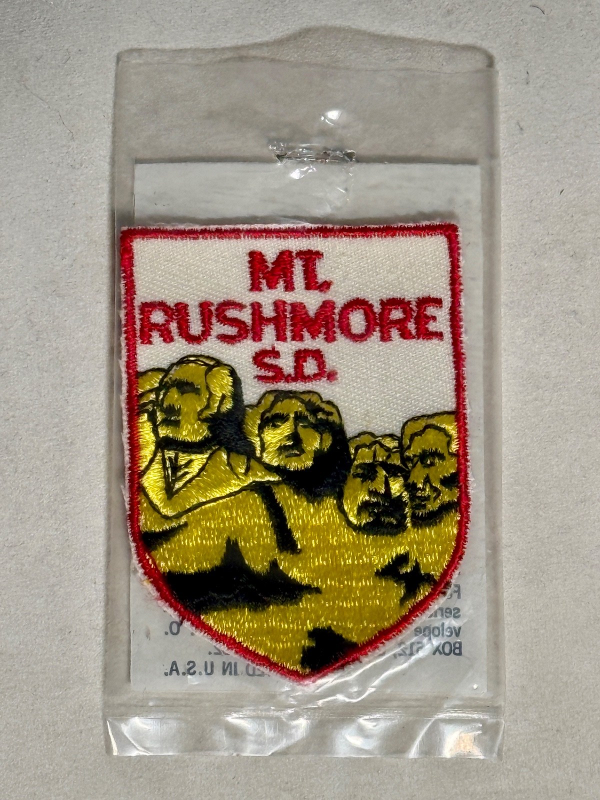 National Park set of 5 Patches Vintage New Mt. Rushmore, Yellowstone and others