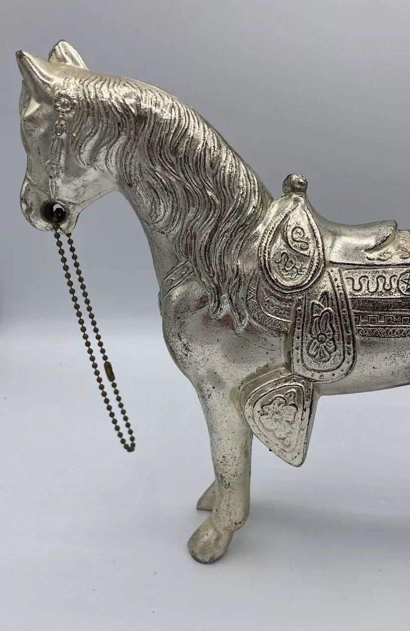 Silver Metal Horse- 11″ Length x 8.25″ Height