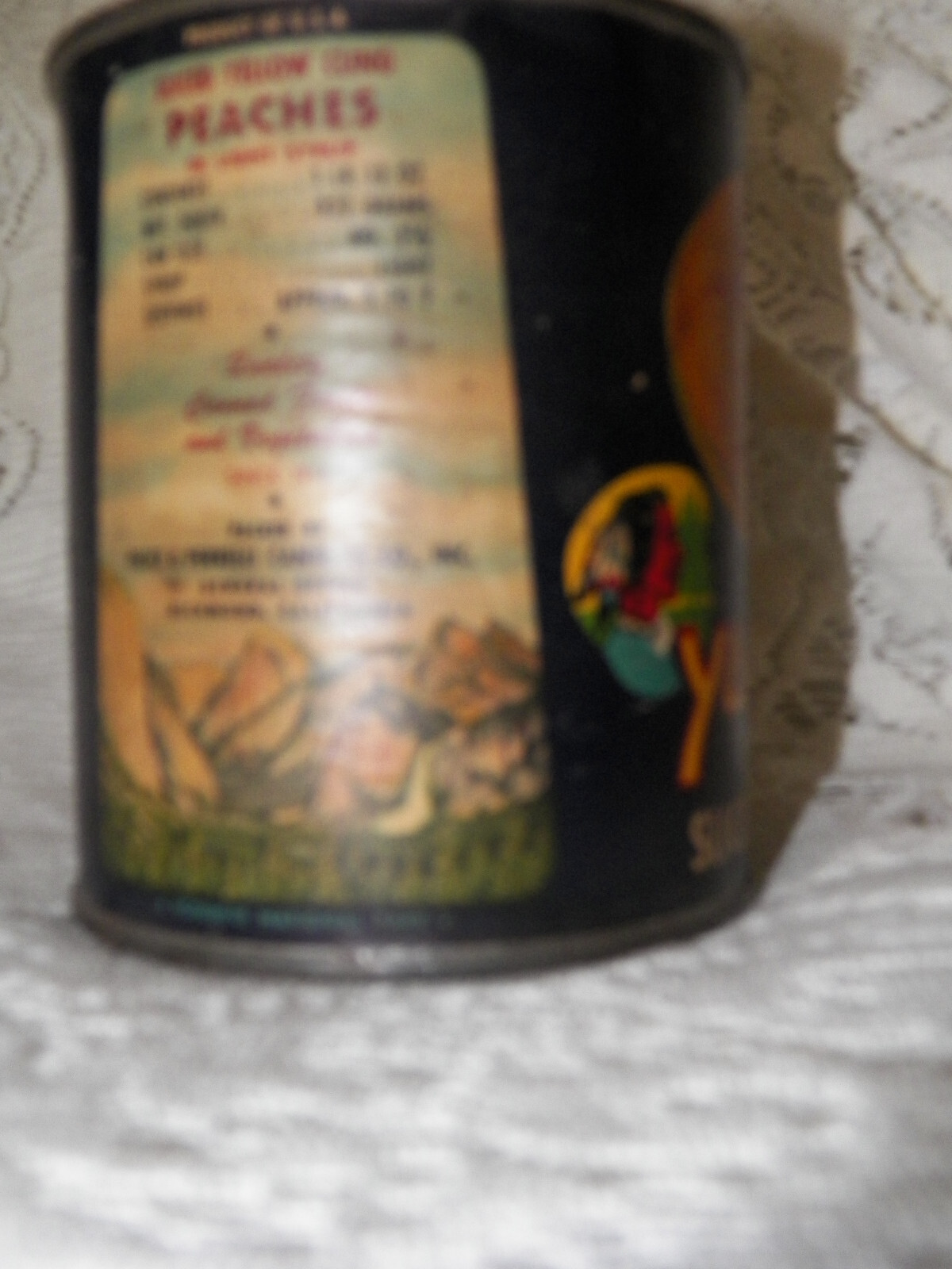 RARE ANTIQUE 1914 YOSEMITE NATIONAL PARKT IN PEACH CAN COLORFUL LABEL GREAT CON