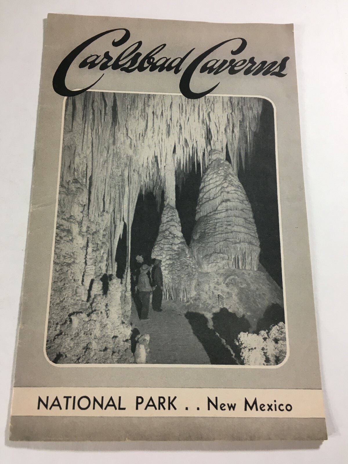The Carlsbad Caverns of New Mexico Guide Booklet, Nat’l park 1951