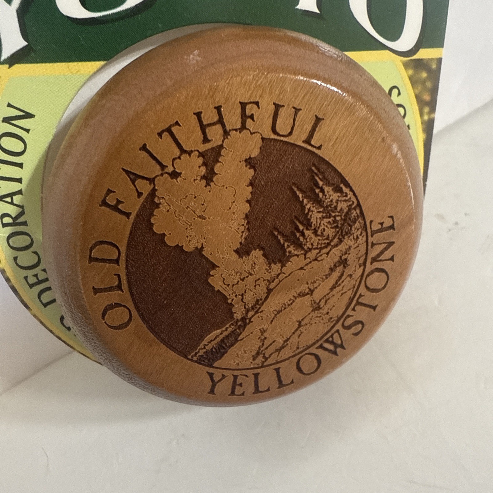 Souvenir Yellowstone Park WOODEN YO-YO OLD FAITHFUL Laser Engraved Solid Wood