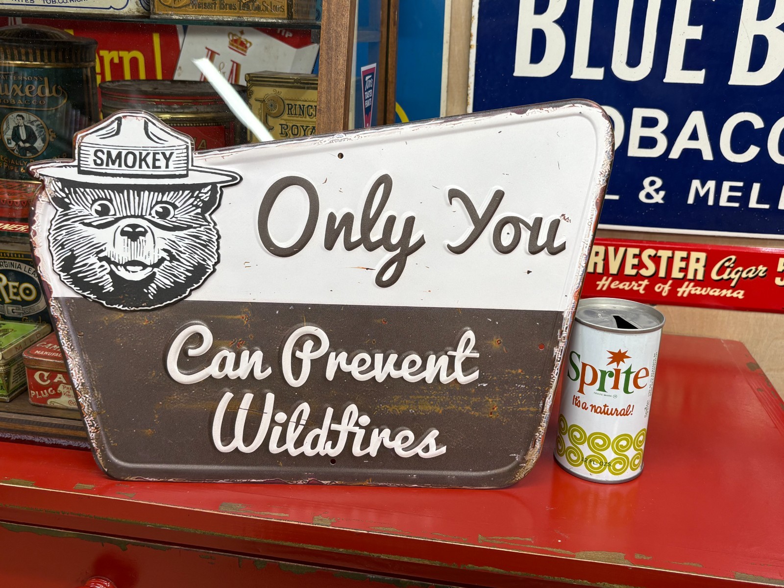“SMOKEY THE BEAR, PREVENT WILDFIRES” EMBOSSED METAL SIGN, (16″x 11″ GREAT SIGN