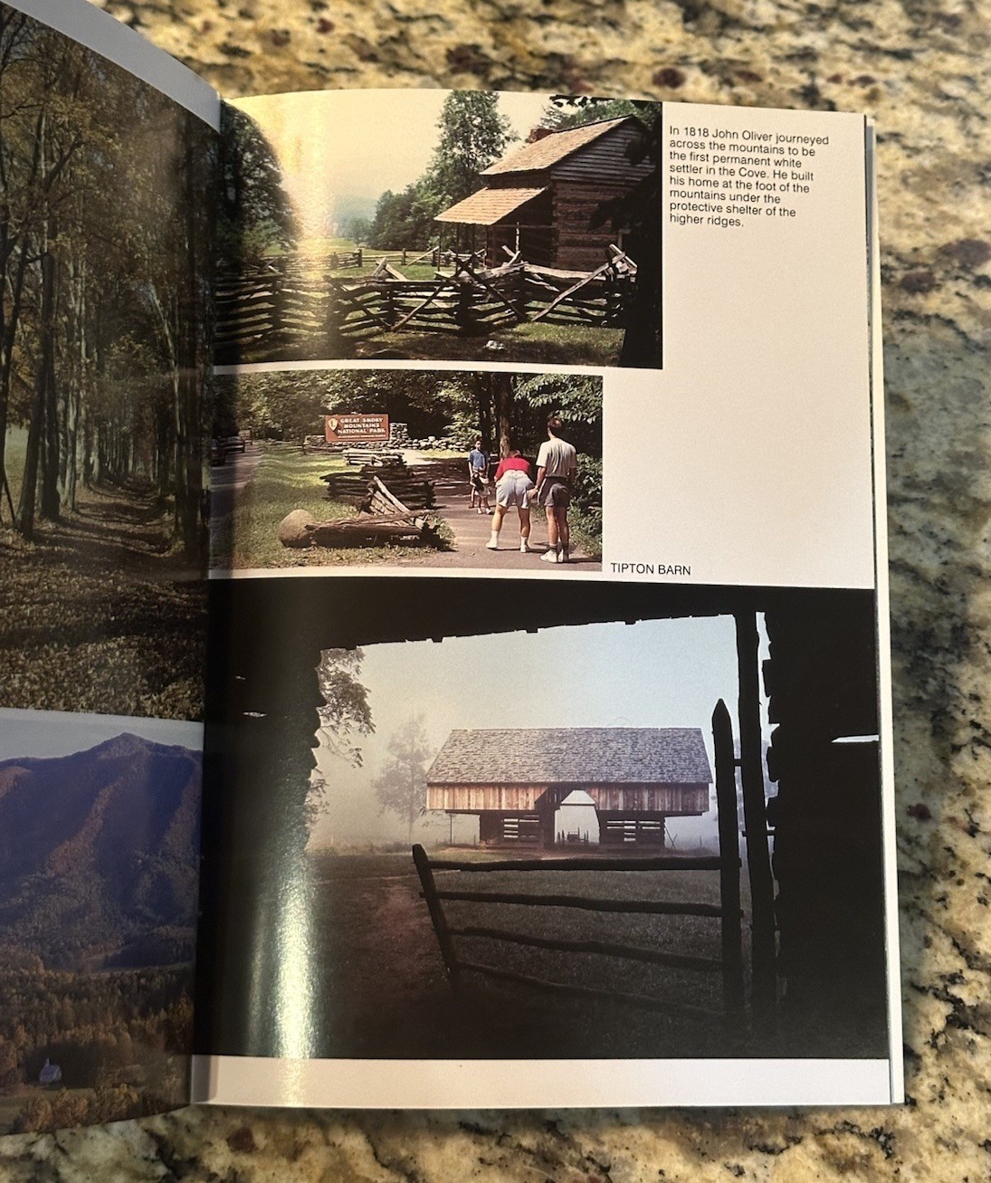 Great Smoky Mountains National Park: Picture Book and Tour Guide With Extras!