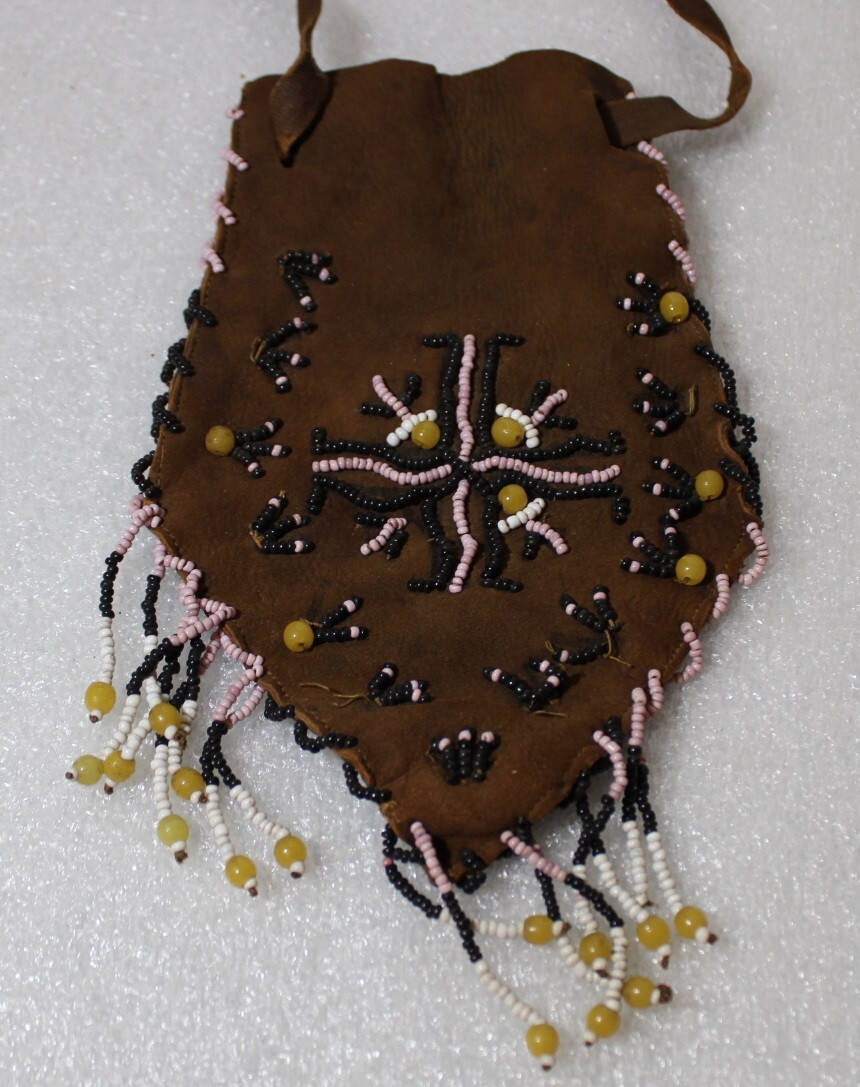 Vintage Yellowstone Park Souvenir Indian Beaded Leather Purse + Bonus Pouch