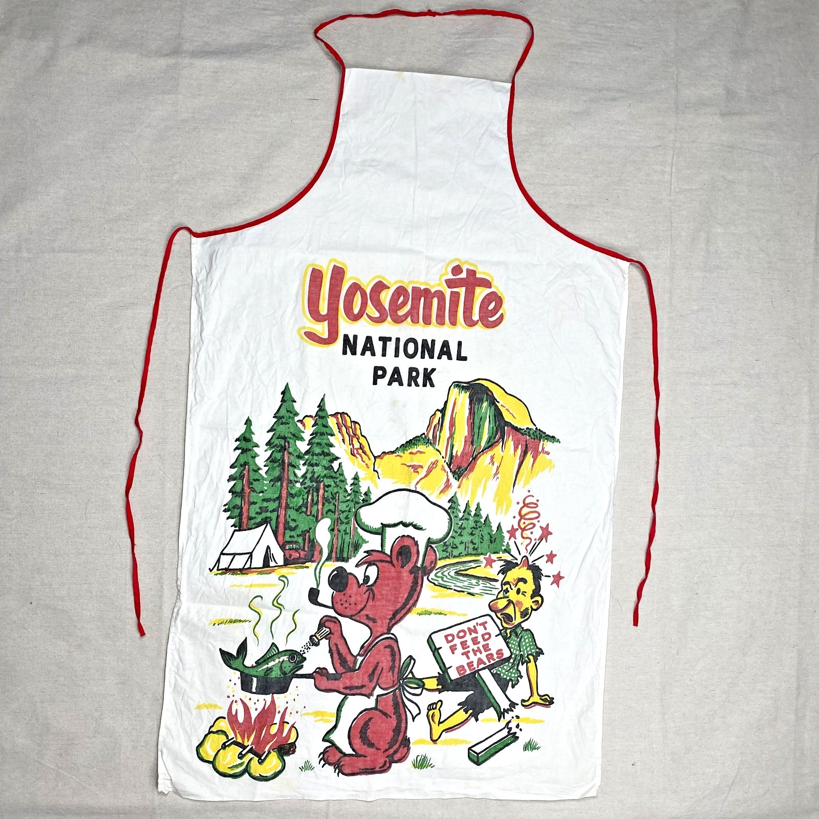 Yosemite National Park Don’t Feed The Bears Apron 1950’s Vintage Camping Bear