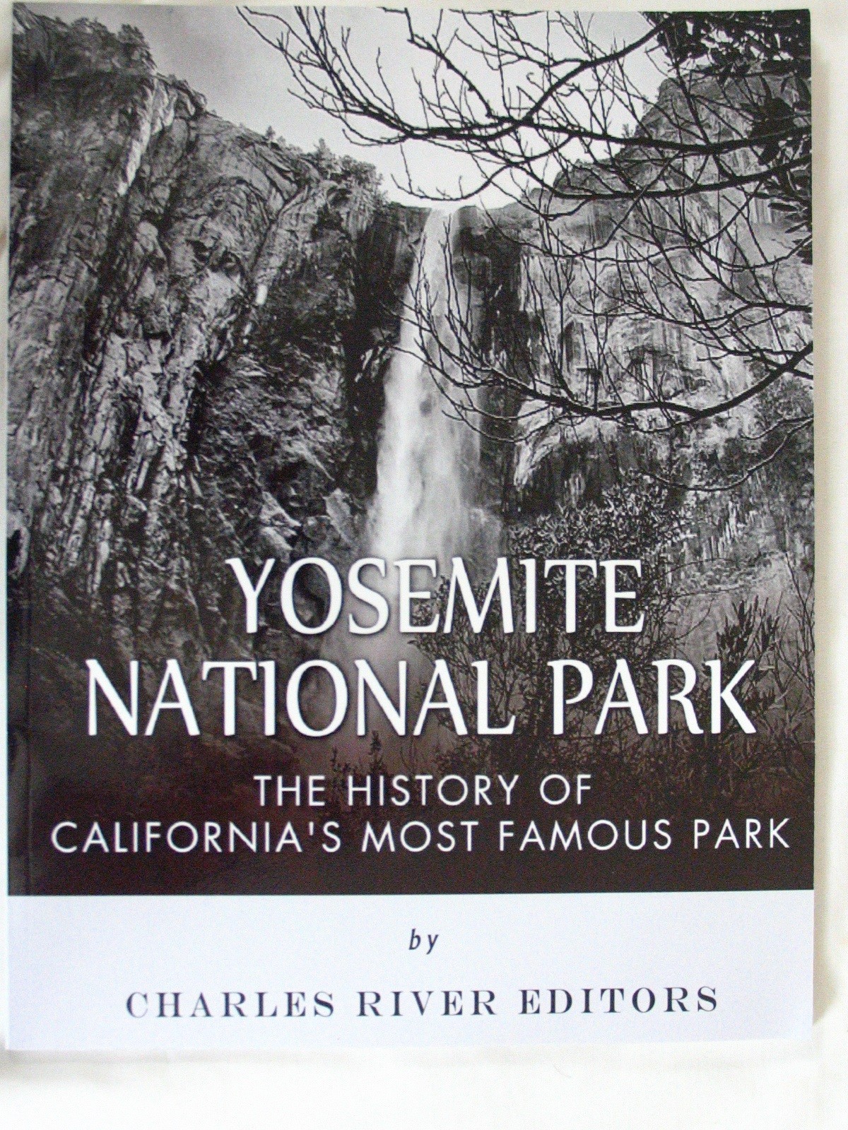 Vtg Yosemite National Park Magazines Books Calendar Paper Bag Information Guides