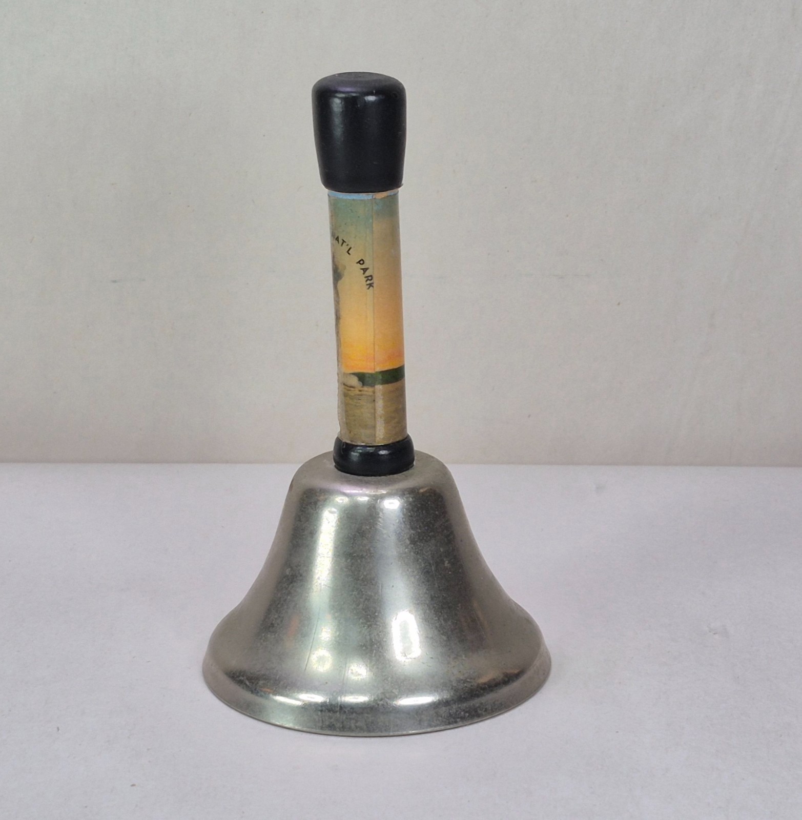 Vintage 1950s Yellowstone National Park Metal Bell Souvenir 4-3/8″ Tall