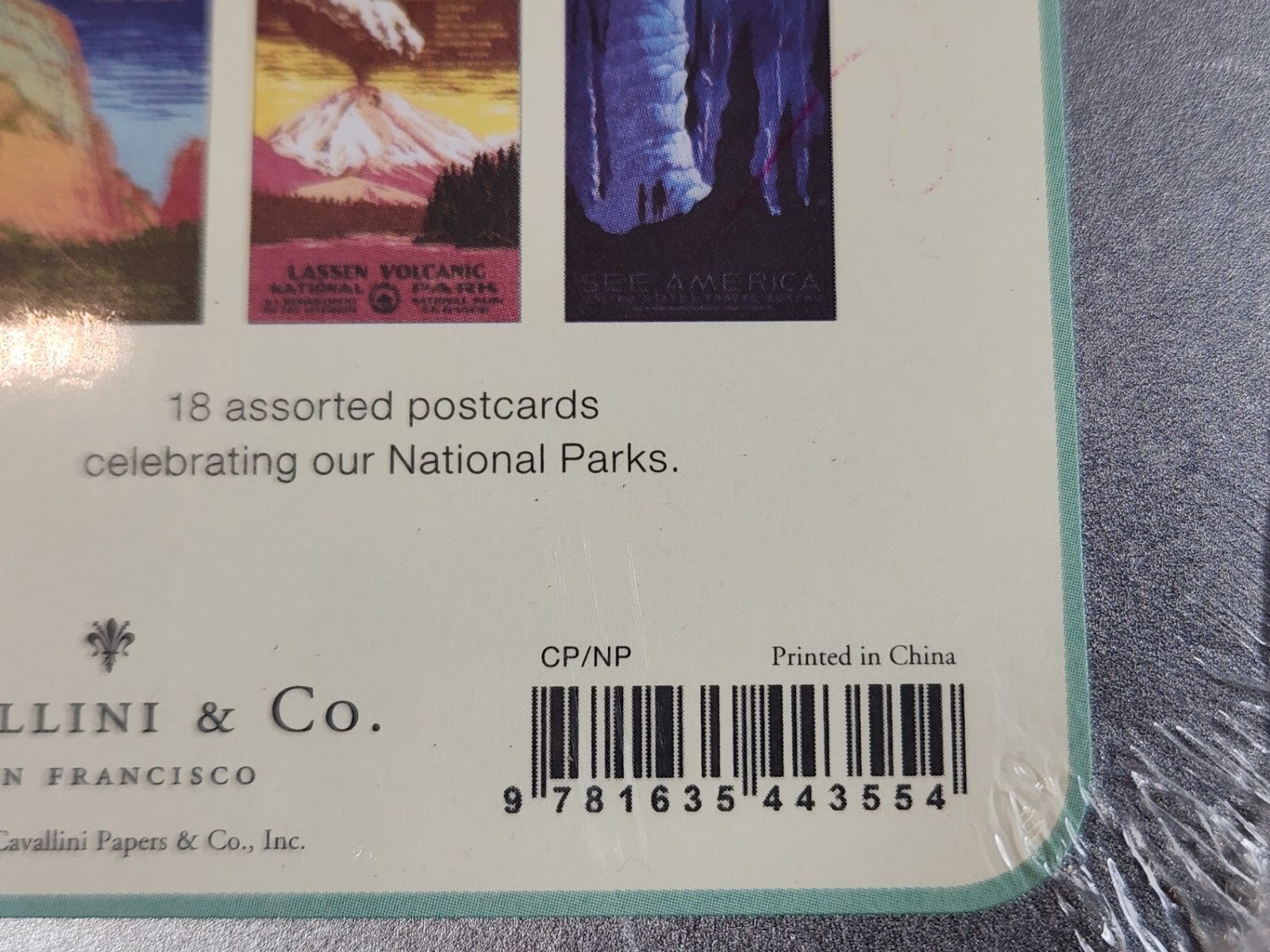 Cavallini Vintage NATIONAL PARKS Postcards Assorted 18 Count Keepsake Tin NIB