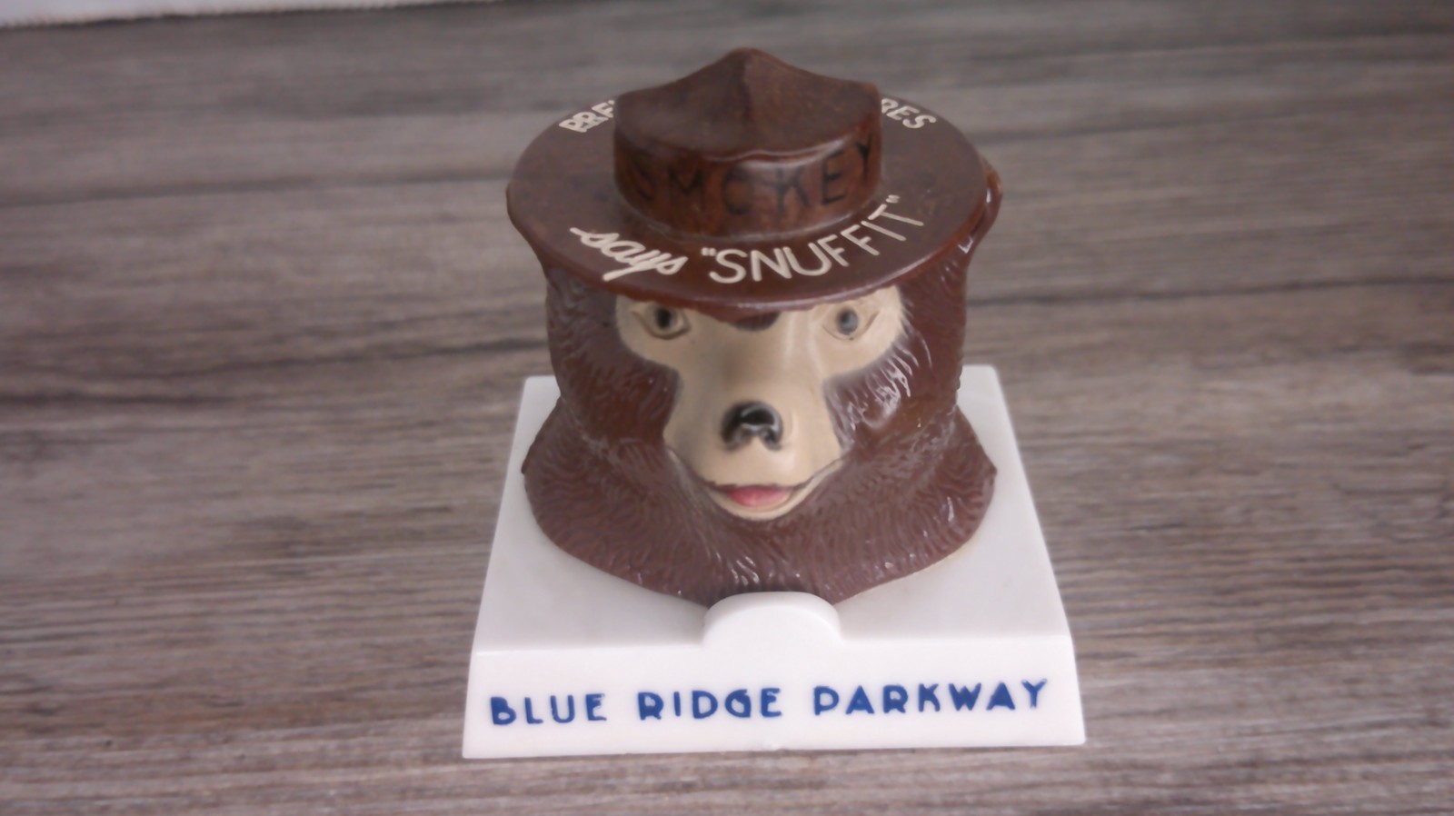 Blue Ridge oparkway advertising cigarette snuffer smokey the bear 1960’s Z132