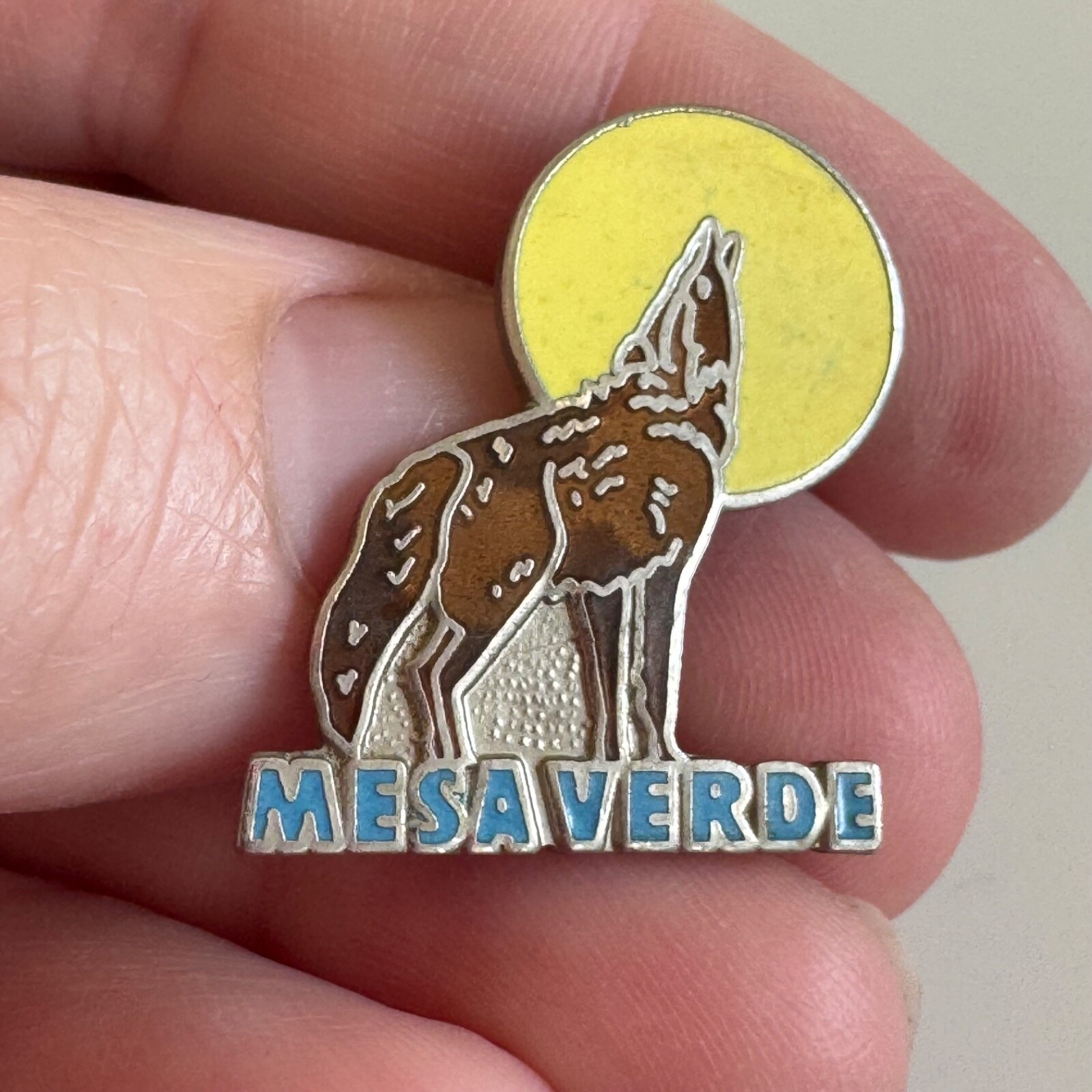 Vintage Mesa Verde National Park Howling Wolf Colorado Lapel Pin