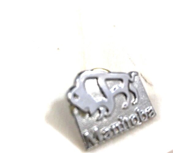 Collectible Buffalo Roaming MANITOBA Canada Lapel Pin French Canadian