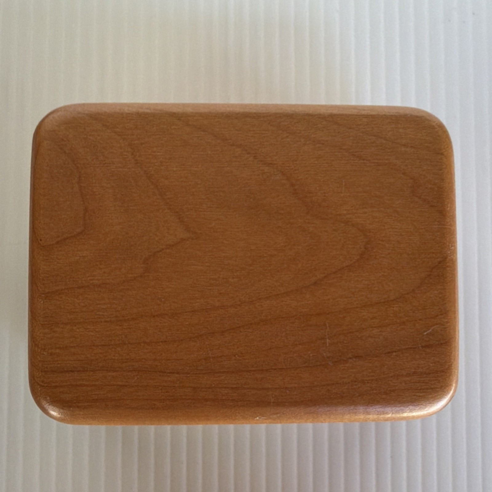 Hand carved Yellowstone Wooden Keepsake Box Elk Scene National Parks 4x3x2″