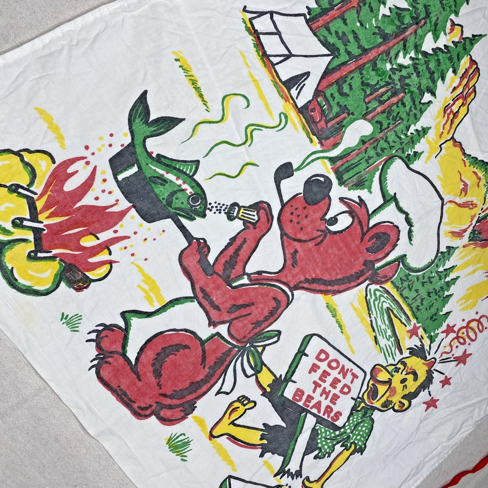 Yosemite National Park Don’t Feed The Bears Apron 1950’s Vintage Camping Bear