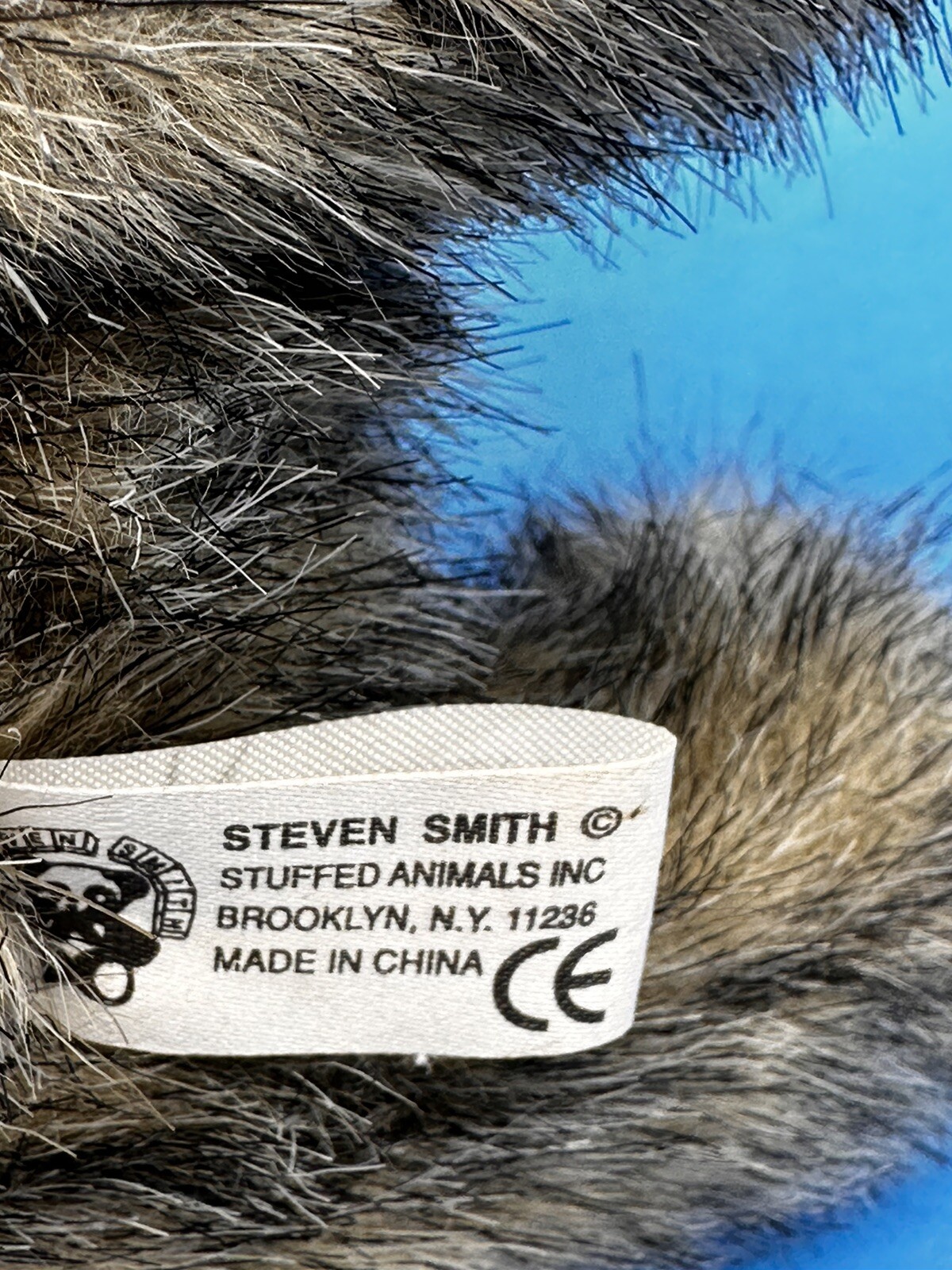Yellowstone Park Vintage 7″ Gray Wolf Steven Smith National Wildlife Federation