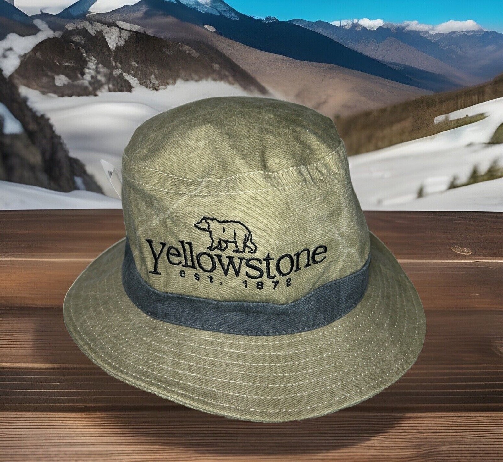 YELLOWSTONE National Park,Est. 1872 -Hiking Sage Green, Bucket Hat Adult Large