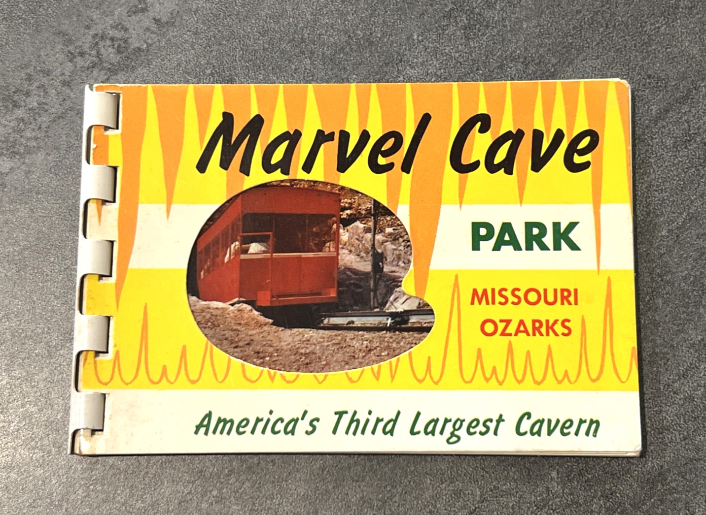 Marvel Cave Park Missouri Ozarks Souvenir Mini Picture book