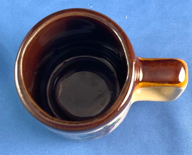 Mini Yellowstone National Park Cup Old Faithful 2-1/4” Tall Vintage